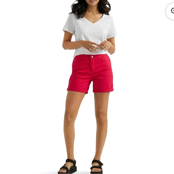 Lee Women's Mid Rise Cuffed Shorts - Picture 1 of 4